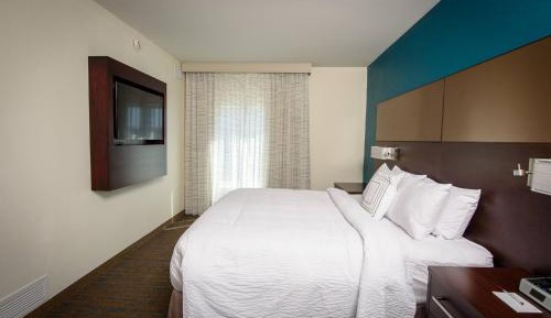 Two-Bedroom King Suite