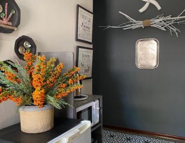 Standard Double Room with Shared Bathroom