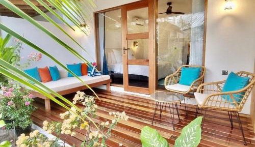 Deluxe Double or Twin Room with Balcony