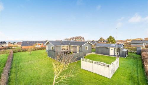 Four-Bedroom Holiday Home