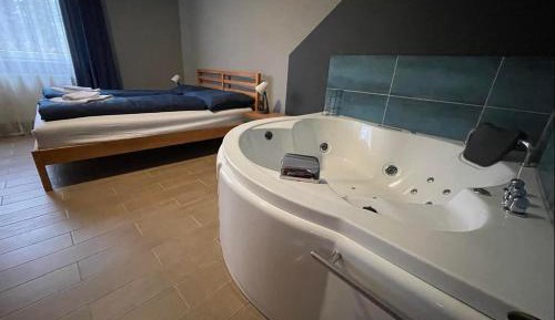 Double Room with Spa Bath