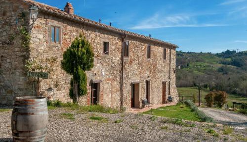 Superior One-Bedroom Apartment