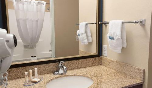 King Room - Non-Smoking