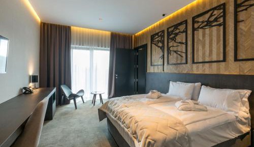 Superior Family Room