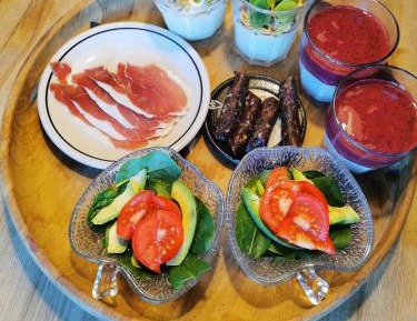 Apartment with Garden View