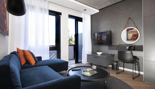 Studio with Balcony