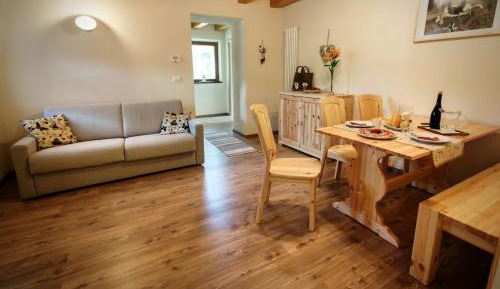 One-Bedroom Apartment - Split Level