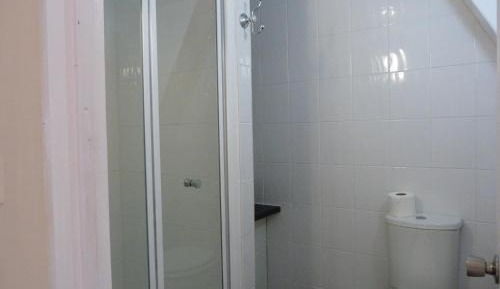 Family Room (2 Adults + 2 Children)