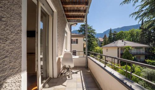 Superior One-Bedroom Apartment with Balcony