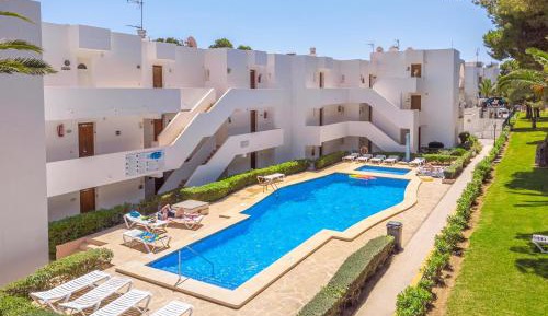 Superior One-Bedroom Apartment with Balcony