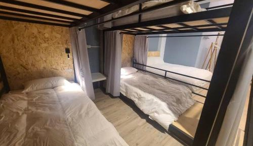 Deluxe Family Suite