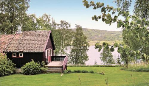 Three-Bedroom Holiday Home 
