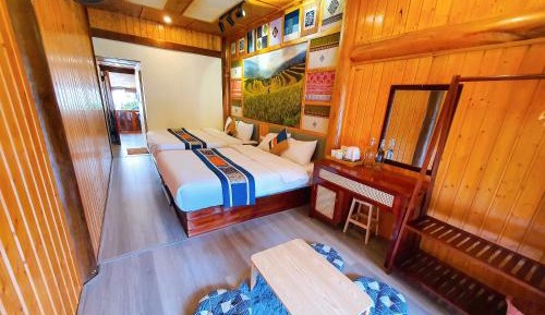 Quadruple Room with Mountain View