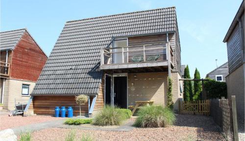 Two-Bedroom Holiday Home