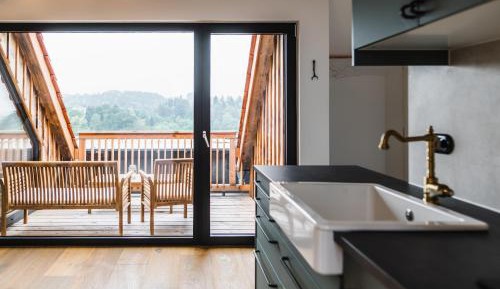 King Studio with Sofa Bed