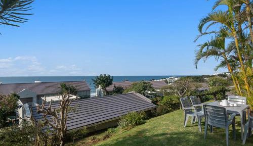 Apartment with Garden View