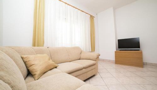 Two-Bedroom Apartment with Terrace and Sea View