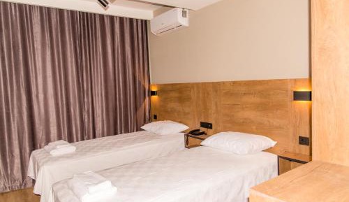 Twin Room with City View