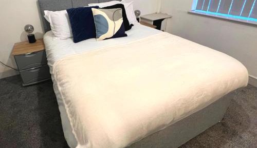 Deluxe Double Room with Shower