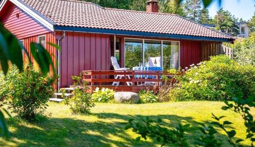 Three-Bedroom Vacation Home 