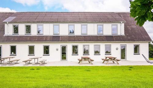 Eight-Bedroom Holiday Home