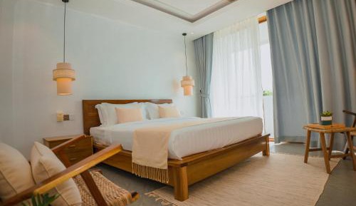 Deluxe Double Room with Mountain View