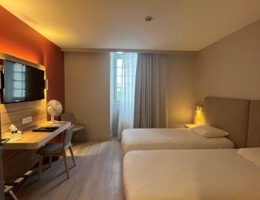 Comfort Abbey Twin Beds Room With Moselle View