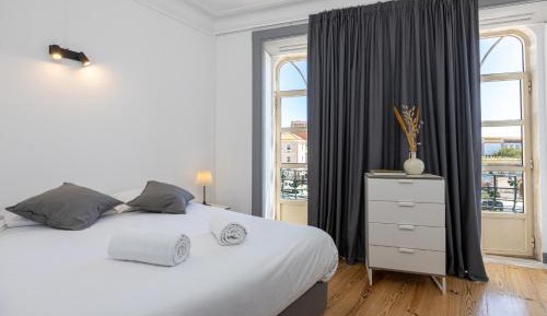 Six-Bedroom Apartment