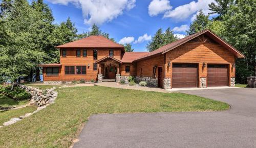 Five Bedroom Holiday Home