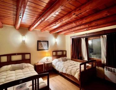 Twin Room with Shared Bathroom