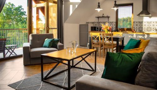 Apartment with Lake View