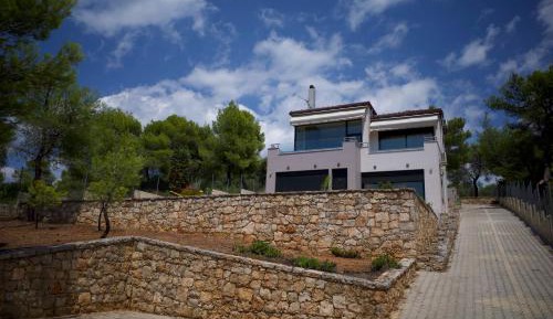 Villa with Sea View