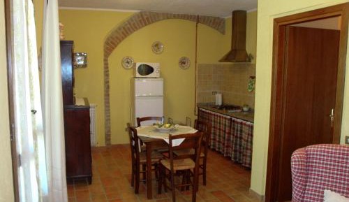  One-Bedroom Apartment (2 Adults)