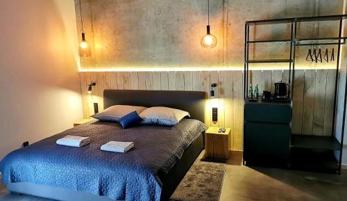 Deluxe Double Room with Bath