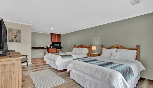 Large Double Room