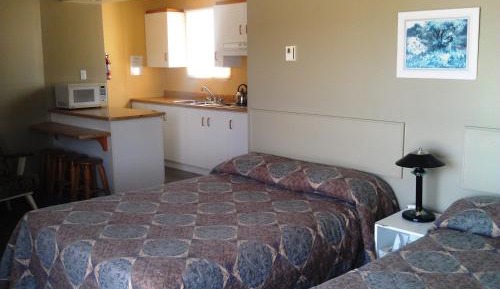 Quadruple Room with Two Double Beds and Kitchenette