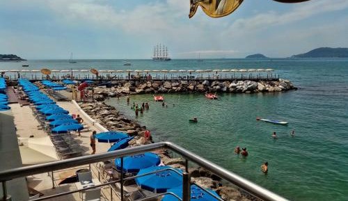 Triple Room with Sea View