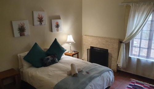 Double Room with Shared Bathroom