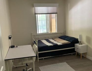 Deluxe Double Room (2 Adults + 1 Child)