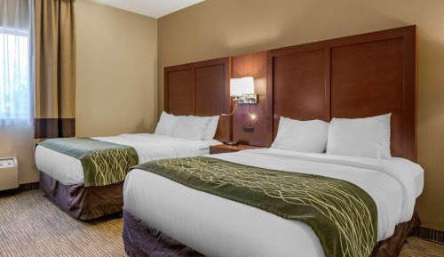 Queen Suite with Two Queen Beds - Non-Smoking