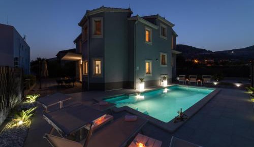 Villa with Private Pool