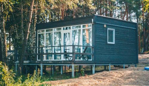 Apartment with Lake View