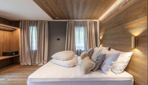 Deluxe Double or Twin Room with Spa Bath