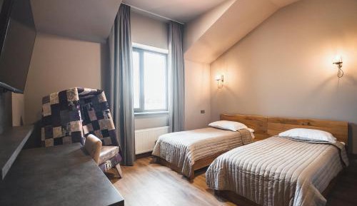 Twin Room with Bathroom