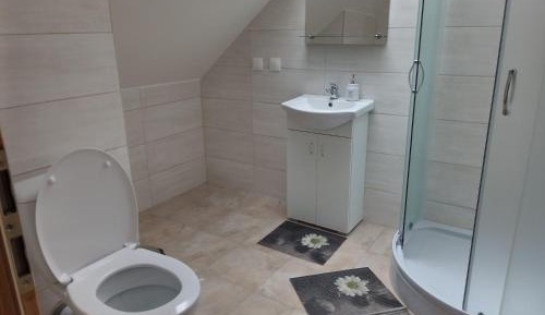 Quadruple Room with Private Bathroom