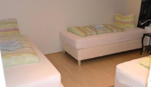 Triple Room with Shared Toilet