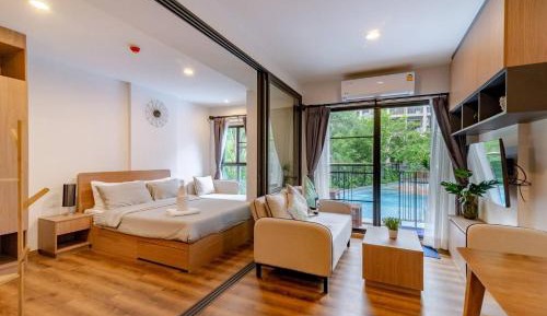 Apartment with Pool View 
