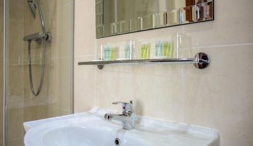 Standard Double Room with Shared Bathroom