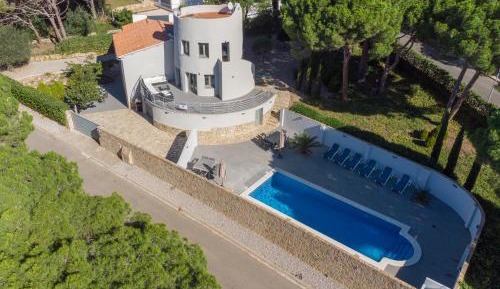 Villa with Private Pool