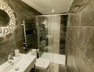 Double Room with Private External Bathroom